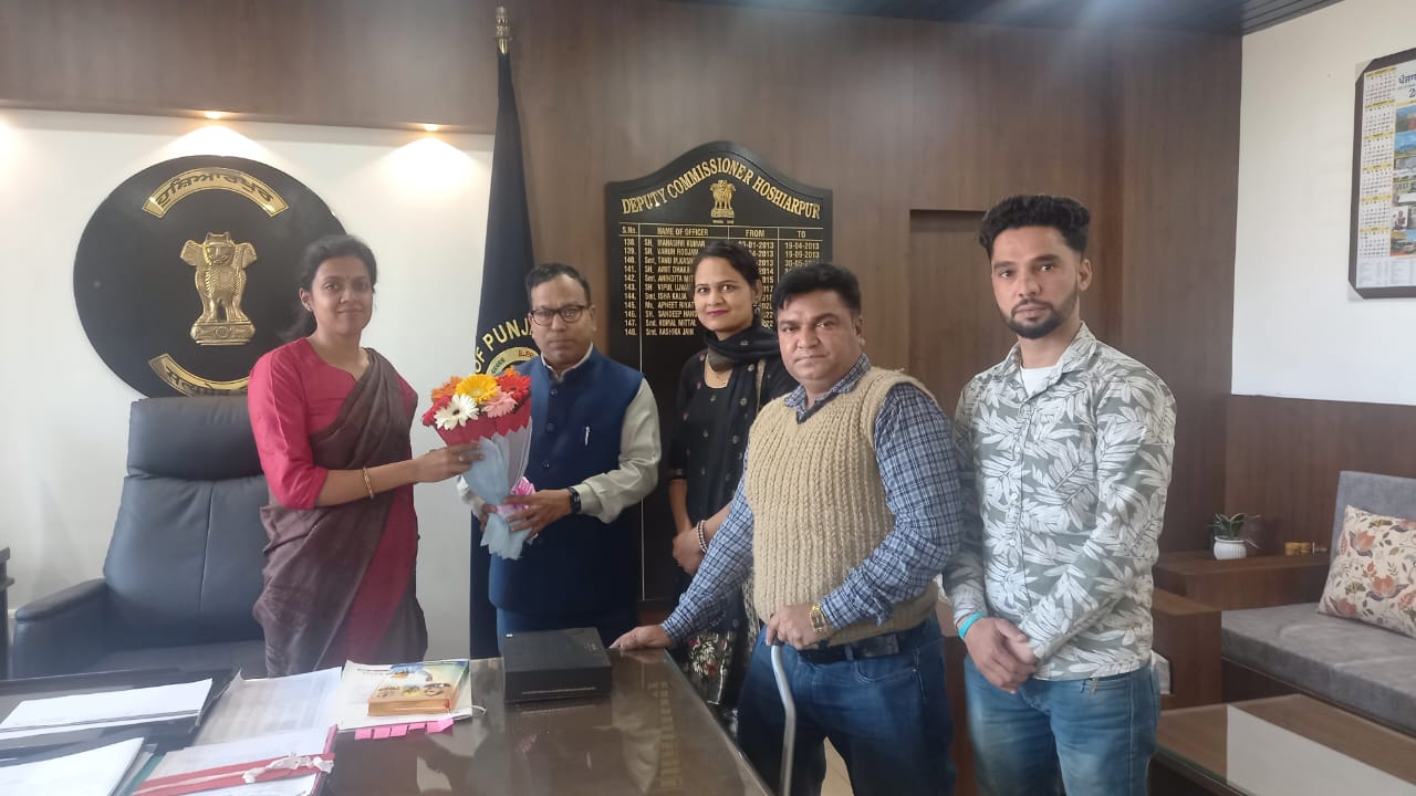 दिव्यांग व्यक्ति कल्याण सोसायटी ने डिप्टी कमिश्नर होशियारपुर आशिका जैन से की मुलाकात!